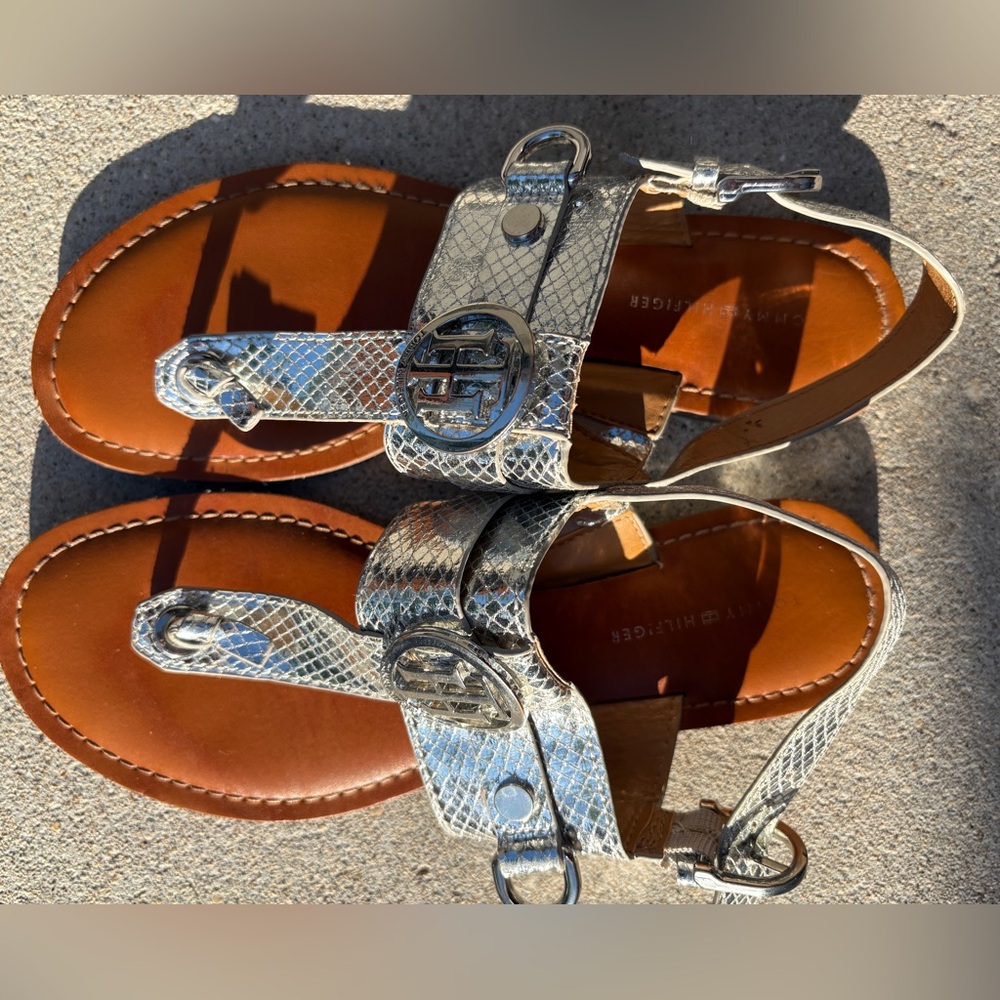 Tommy Hilfiger Silver & Brown flat  Sandals with adjustable strap size 7.5 US